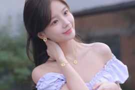 在爱里长大，在光下耀眼