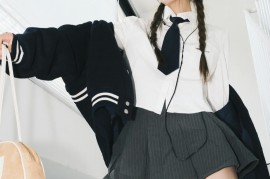 美高七分熟辣妹