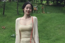 显瘦吊带和开衫+牛仔短裤真好绝谁不爱！