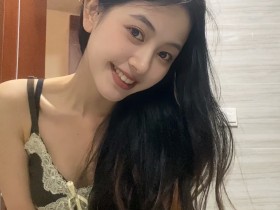 糟糕！走进厕所发现自己好美