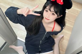 今天是米妮小姐